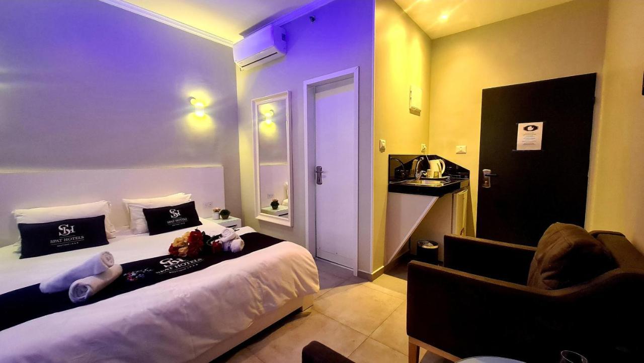 Spat Hotel Ашдод Екстериор снимка